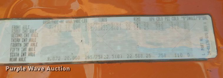 image for item EE5045 2012 Freightliner Cascadia semi truck