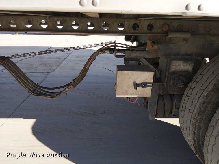 image for item EE5050 2010 Utility VS2RA refrigerated van trailer