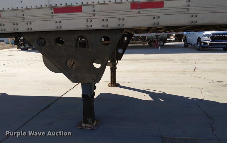 image for item EE5050 2010 Utility VS2RA refrigerated van trailer