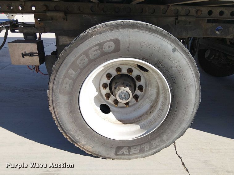 image for item EE5050 2010 Utility VS2RA refrigerated van trailer