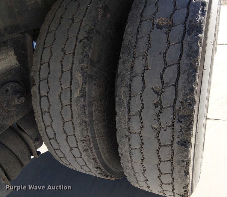 image for item EE5050 2010 Utility VS2RA refrigerated van trailer