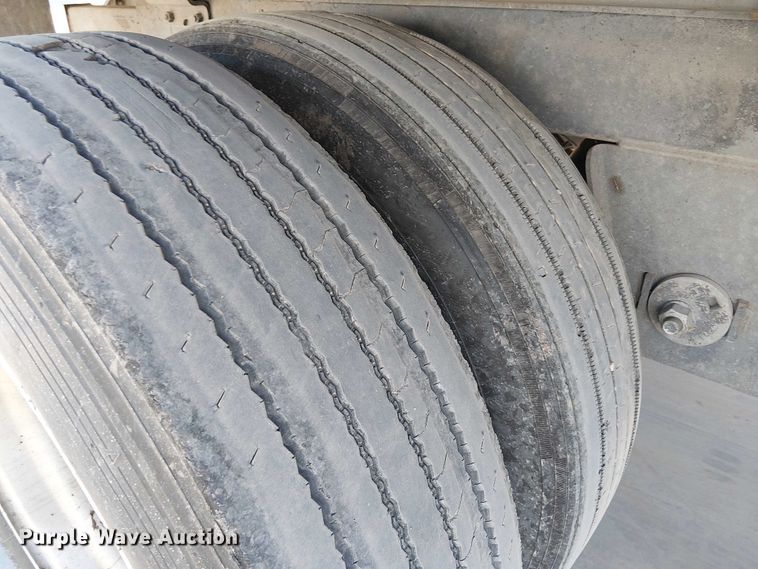 image for item EE5050 2010 Utility VS2RA refrigerated van trailer