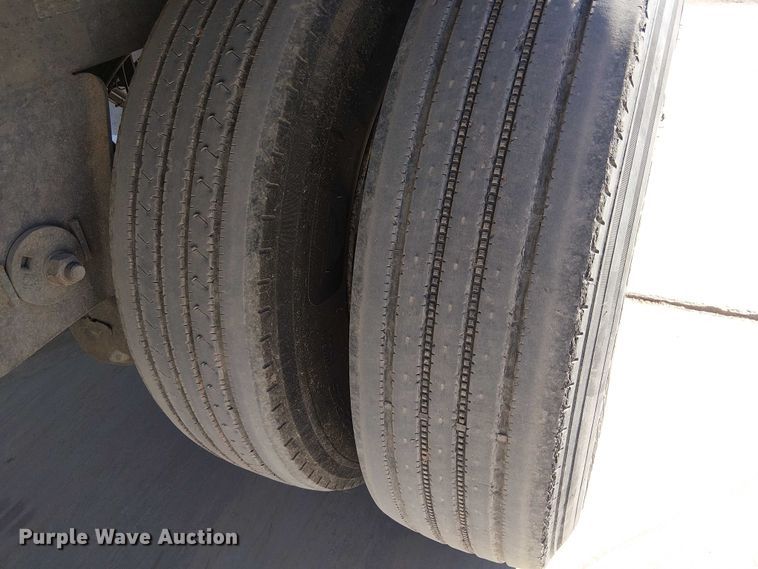 image for item EE5050 2010 Utility VS2RA refrigerated van trailer