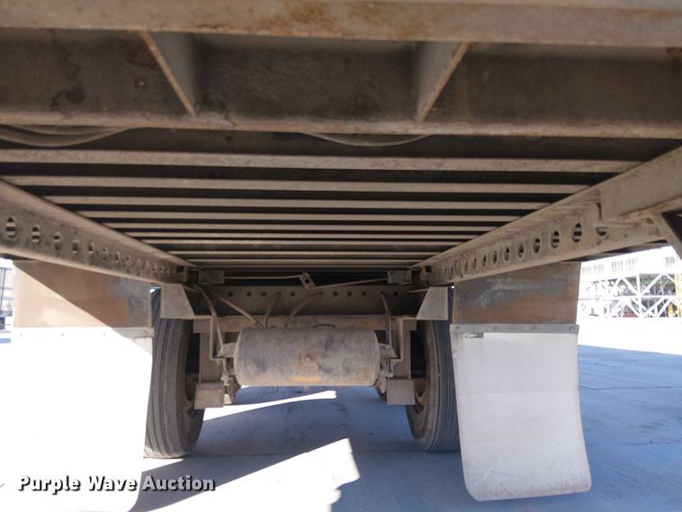 image for item EE5051 2010 Utility VS2RA refrigerated van trailer