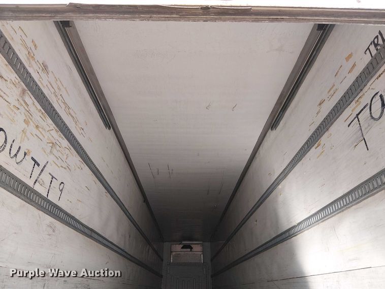 image for item EE5051 2010 Utility VS2RA refrigerated van trailer
