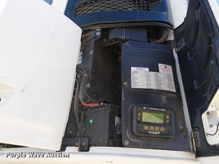 image for item EE5051 2010 Utility VS2RA refrigerated van trailer