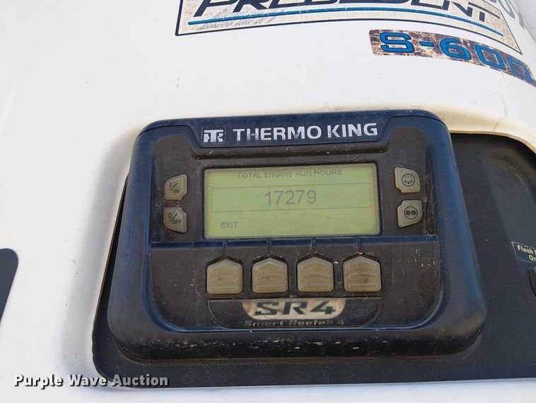 image for item EE5051 2010 Utility VS2RA refrigerated van trailer