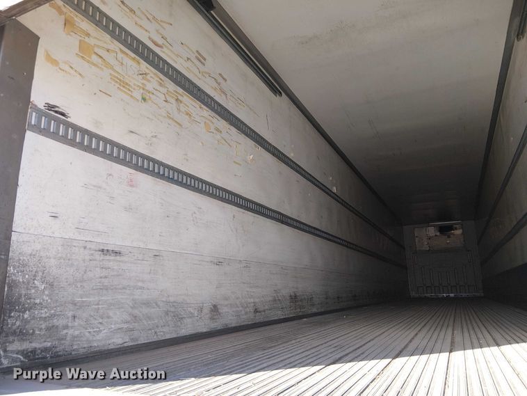 image for item EE5052 2010 Utility VS2RA refrigerated van trailer