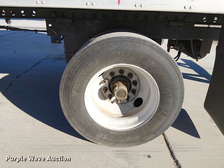 image for item EE5052 2010 Utility VS2RA refrigerated van trailer