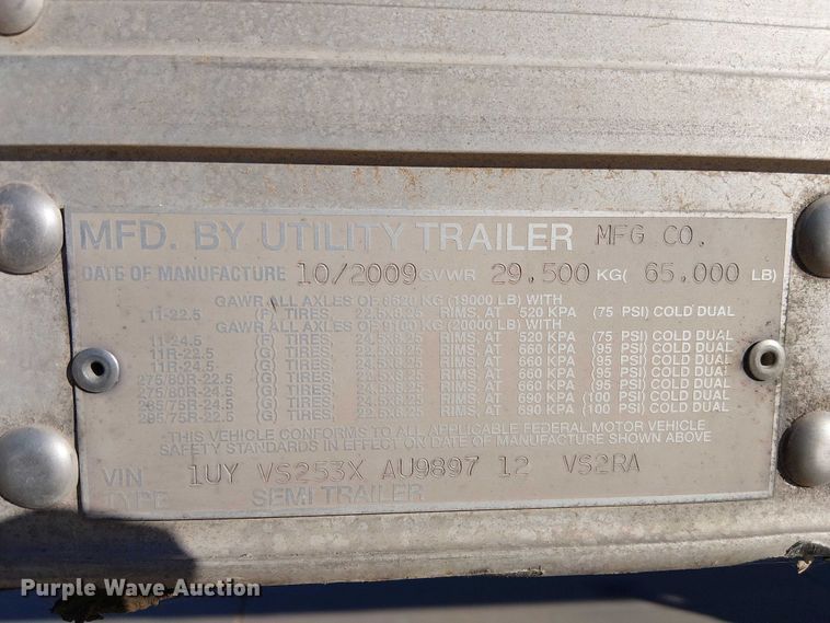 image for item EE5052 2010 Utility VS2RA refrigerated van trailer