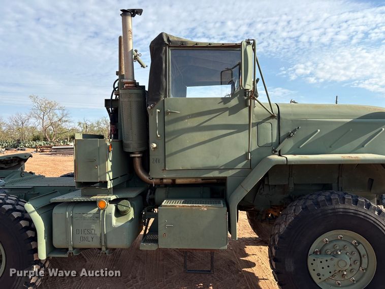 image for item EF6077 1992 BMY M931A2 semi truck