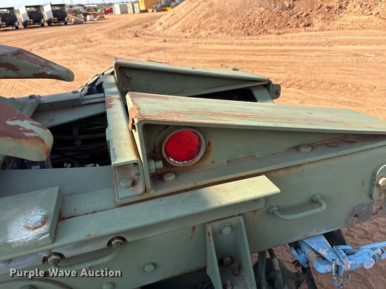 image for item EF6077 1992 BMY M931A2 semi truck