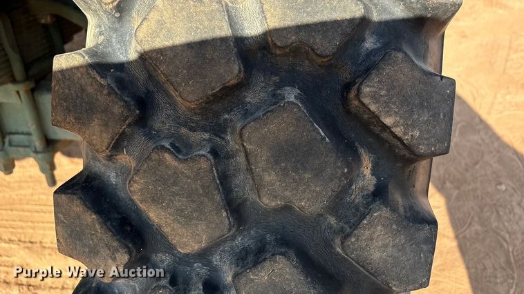 image for item EF6077 1992 BMY M931A2 semi truck