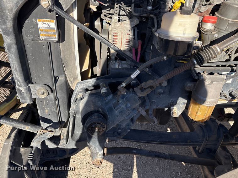 image for item EF6160 2018 Peterbilt 579 semi truck