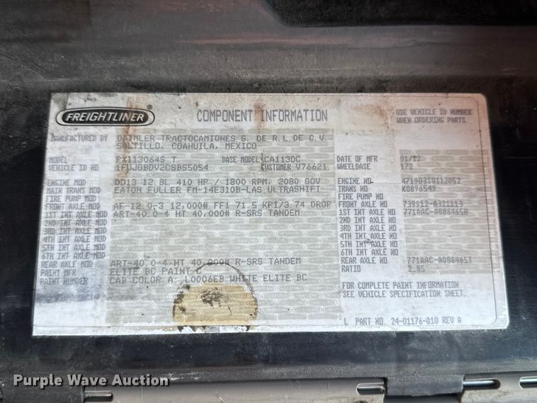 image for item EG1752 2012 Freightliner Cascadia 113 semi truck