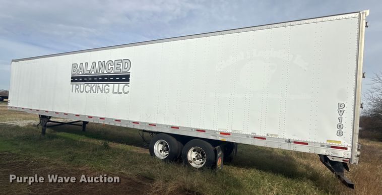 image for item EG1768 2015 Utility Trailer VS2DX dry van trailer