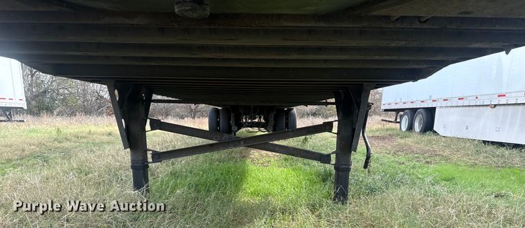 image for item EG1768 2015 Utility Trailer VS2DX dry van trailer