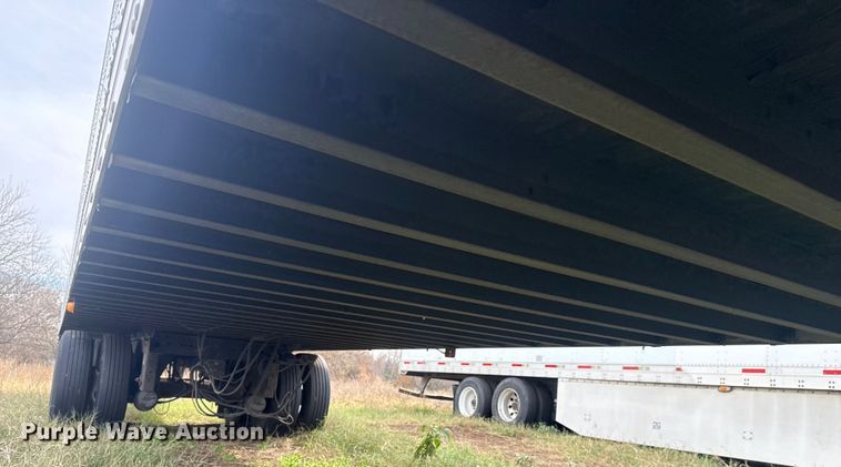 image for item EG1768 2015 Utility Trailer VS2DX dry van trailer