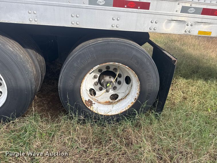 image for item EG1768 2015 Utility Trailer VS2DX dry van trailer