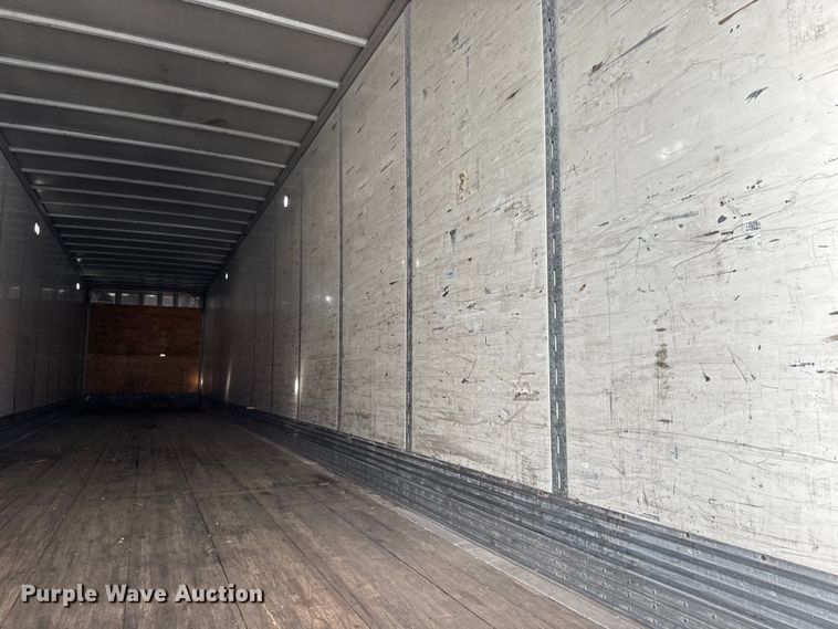 image for item EG1769 2013 Wabash dry van trailer