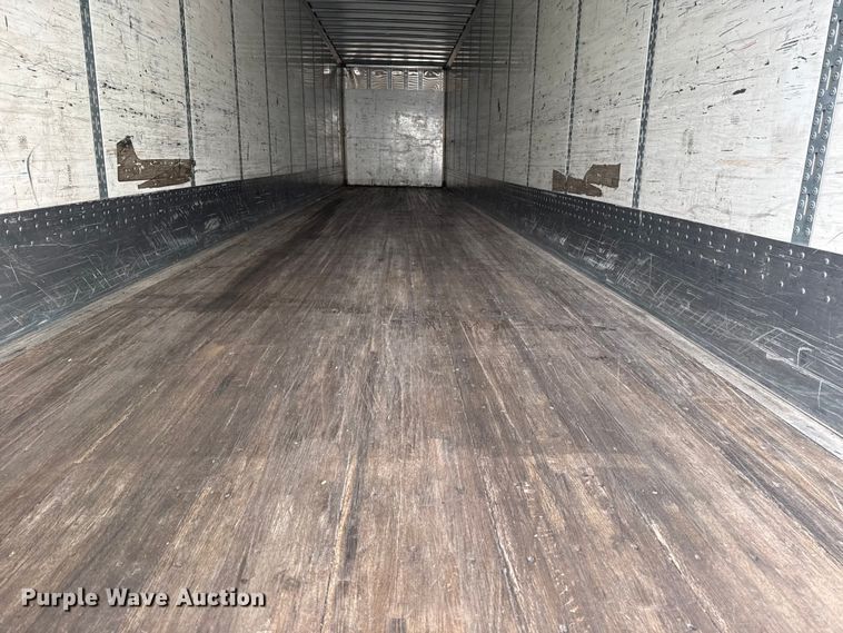 image for item EG1770 2010 Wabash dry van trailer