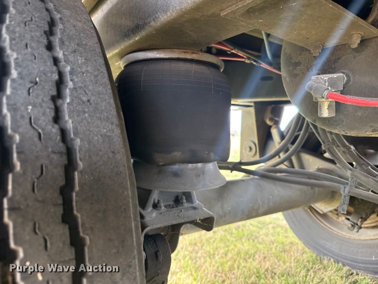 image for item EG1771 2011 Wabash dry van trailer