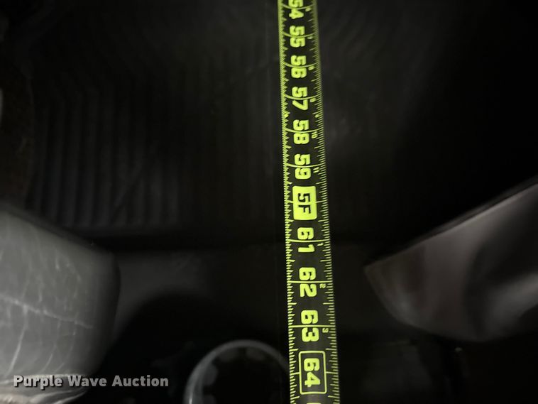 image for item EG1782 2019 Peterbilt 389 semi truck