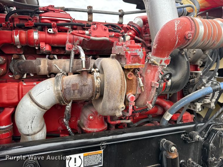 image for item EG1782 2019 Peterbilt 389 semi truck