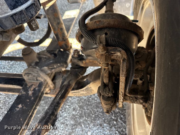 image for item EG1797 2002 Freightliner Century Class semi truck