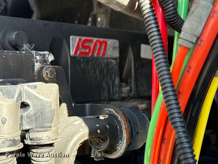 image for item EG1797 2002 Freightliner Century Class semi truck