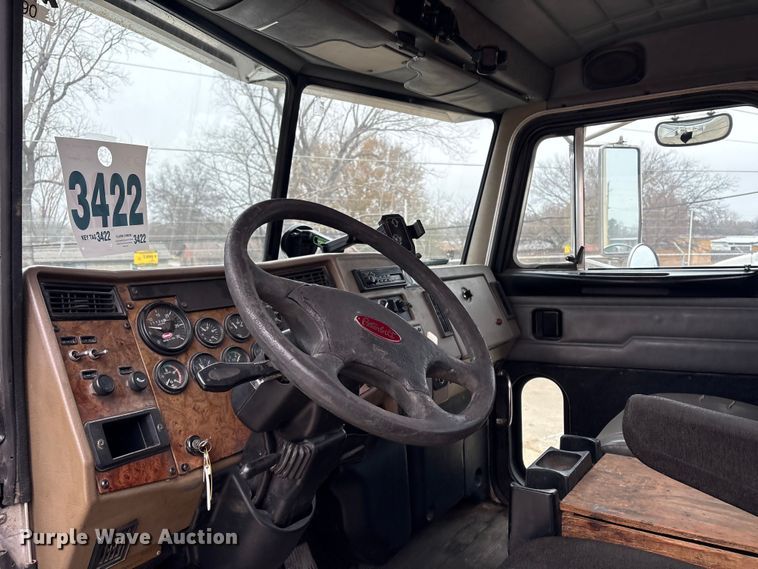 image for item EG8309 2004 Peterbilt 330 truck cab and chassis