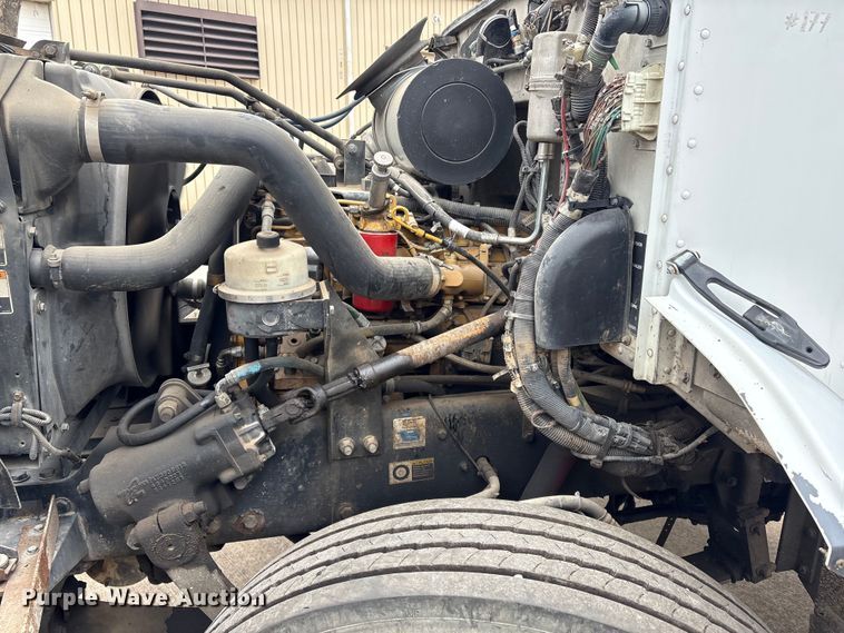 image for item EG8309 2004 Peterbilt 330 truck cab and chassis