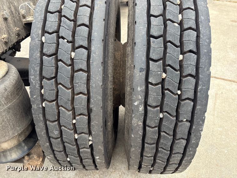 image for item EG8309 2004 Peterbilt 330 truck cab and chassis