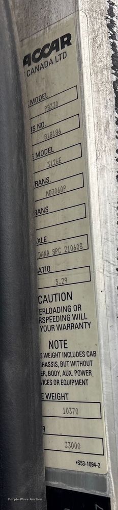 image for item EG8309 2004 Peterbilt 330 truck cab and chassis