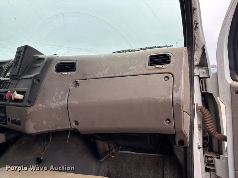 image for item EG8310 2009 Sterling Acterra truck cab and chassis