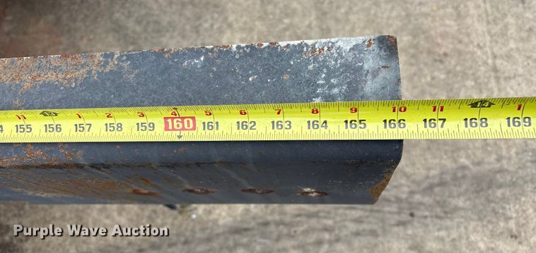 image for item EG8311 2009 International 4400 truck cab and chassis