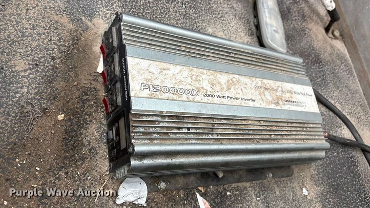 image for item EG8311 2009 International 4400 truck cab and chassis