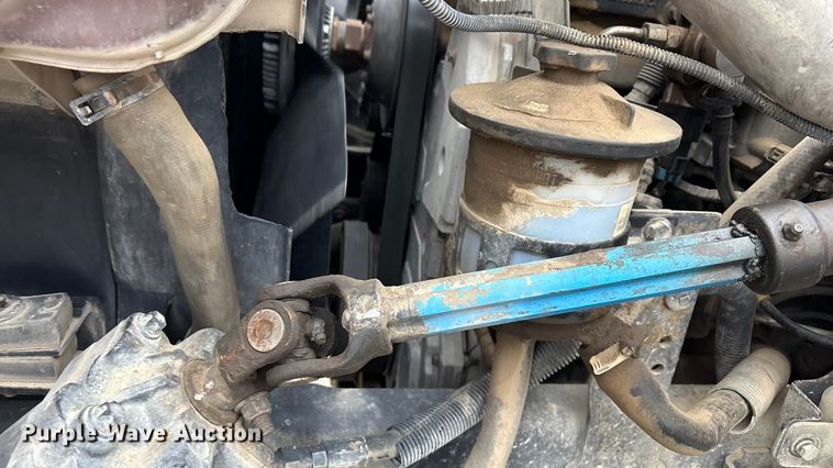 image for item EG8311 2009 International 4400 truck cab and chassis