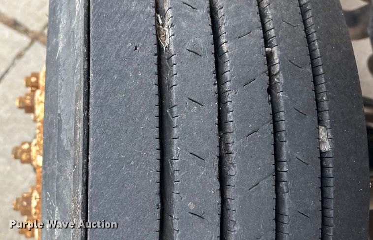 image for item EG8311 2009 International 4400 truck cab and chassis