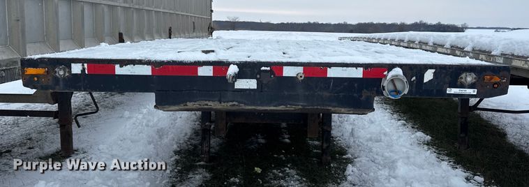 image for item EN0769 2006 Transcraft drop deck equipment trailer