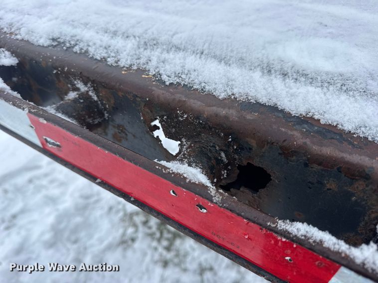 image for item EN0769 2006 Transcraft drop deck equipment trailer