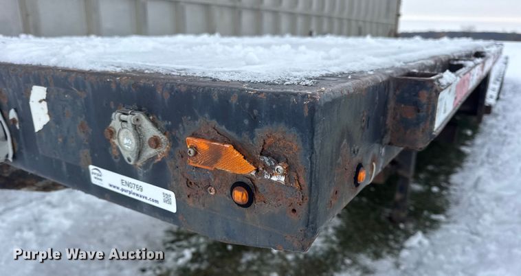 image for item EN0769 2006 Transcraft drop deck equipment trailer