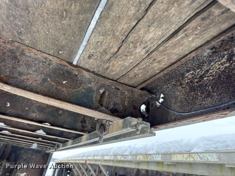 image for item EN0769 2006 Transcraft drop deck equipment trailer