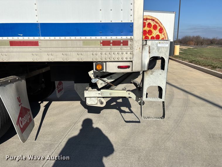 image for item EN5902 2007 Utility VS2RA refrigerated van trailer