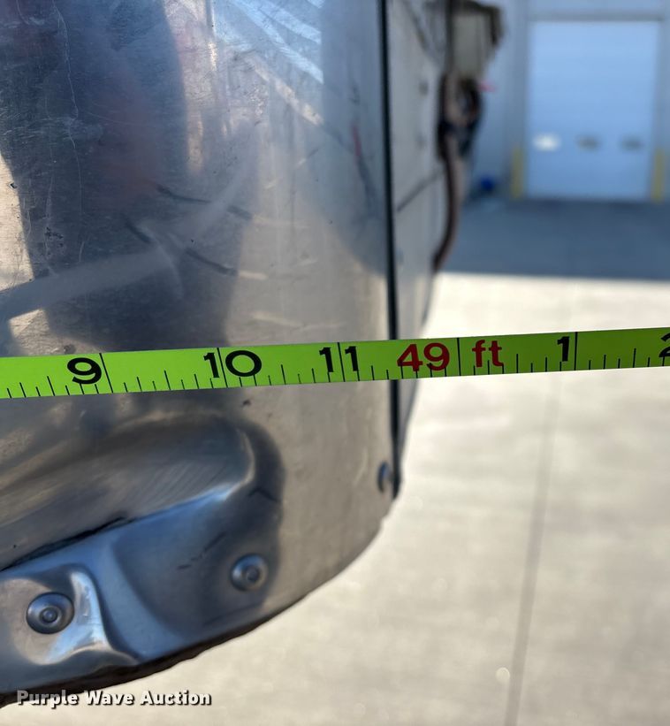 image for item EN5902 2007 Utility VS2RA refrigerated van trailer