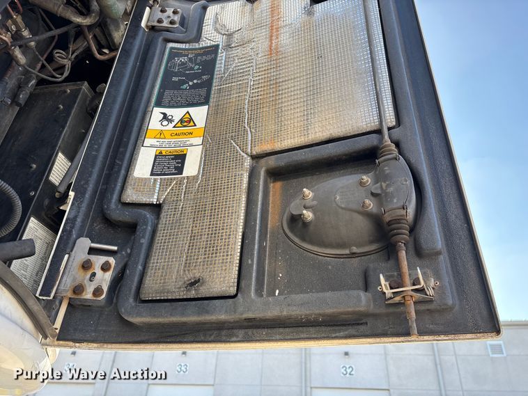 image for item EN5902 2007 Utility VS2RA refrigerated van trailer