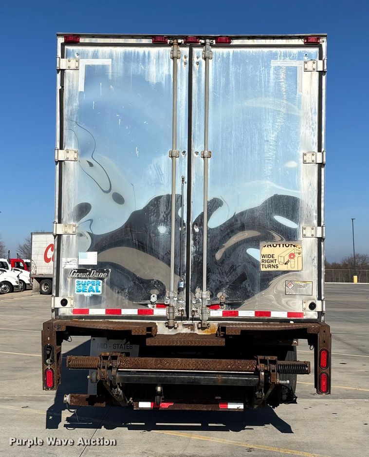 image for item EN5903 2003 Great Dane refrigerated van trailer