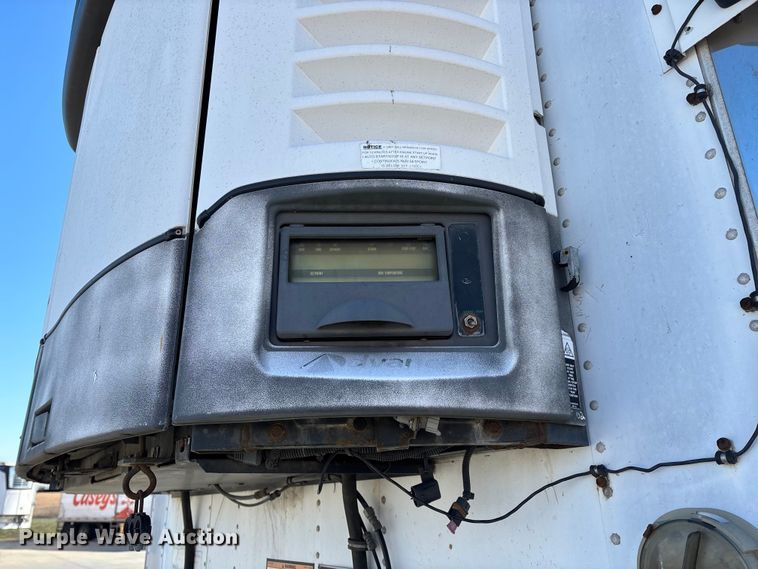 image for item EN5903 2003 Great Dane refrigerated van trailer