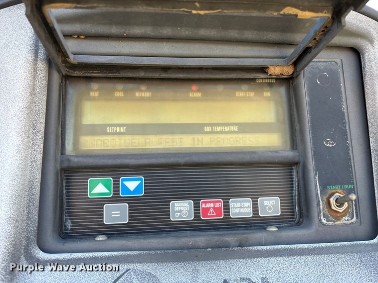 image for item EN5903 2003 Great Dane refrigerated van trailer