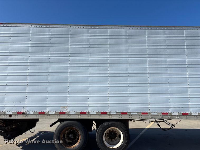 image for item EN5903 2003 Great Dane refrigerated van trailer